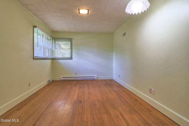 1561 Belmont Avenue, Schenectady, NY 12309