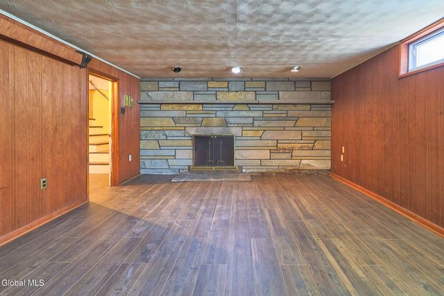 1561 Belmont Avenue, Schenectady, NY 12309