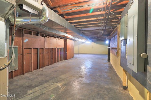 1561 Belmont Avenue, Schenectady, NY 12309