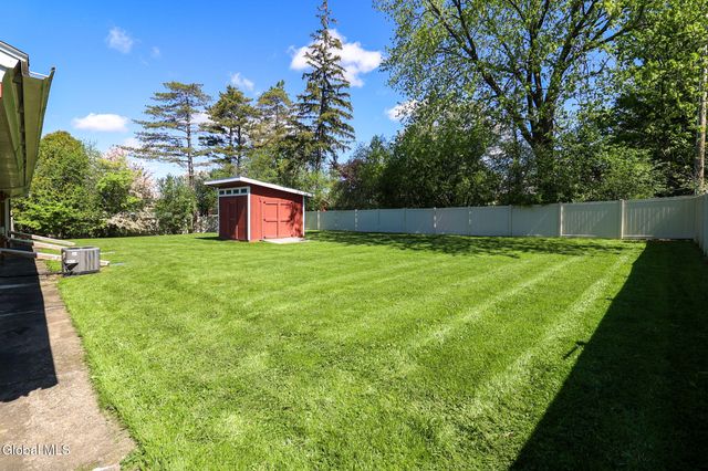 1561 Belmont Avenue, Schenectady, NY 12309