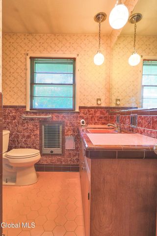 1561 Belmont Avenue, Schenectady, NY 12309