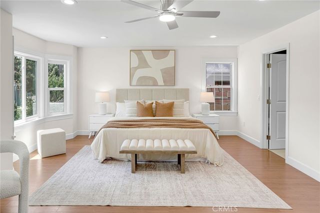 2033 W 76th Street, Los Angeles, CA 90047