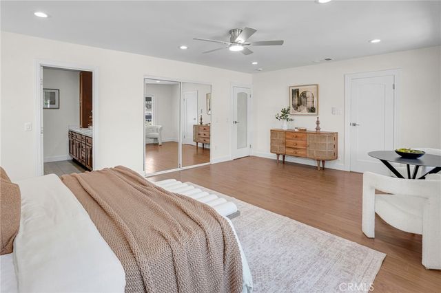 2033 W 76th Street, Los Angeles, CA 90047