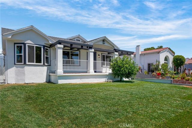 2033 W 76th Street, Los Angeles, CA 90047