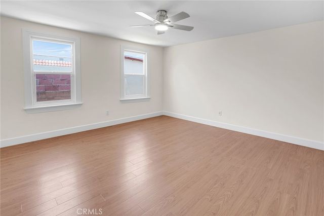 2033 W 76th Street, Los Angeles, CA 90047