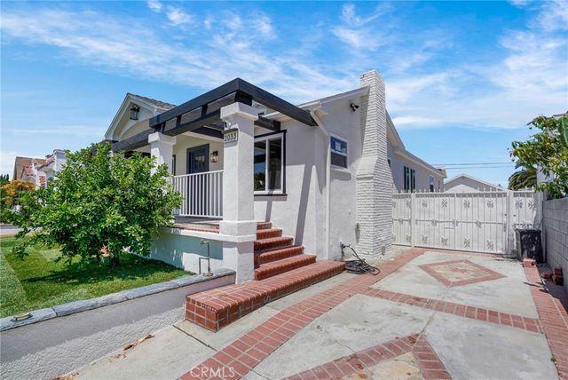 2033 W 76th Street, Los Angeles, CA 90047