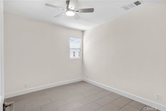 2033 W 76th Street, Los Angeles, CA 90047