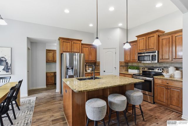 4602 S 198th Street, Omaha, NE 68135