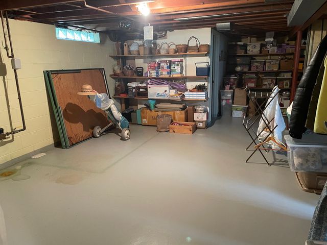 2080 Nebraska Avenue E, Saint Paul, MN 55119