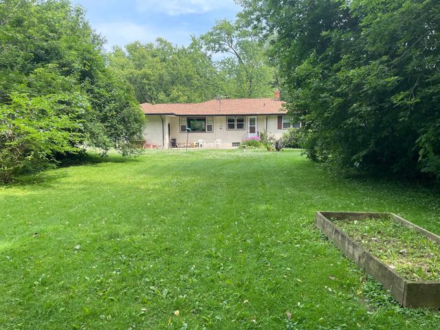 2080 Nebraska Avenue E, Saint Paul, MN 55119