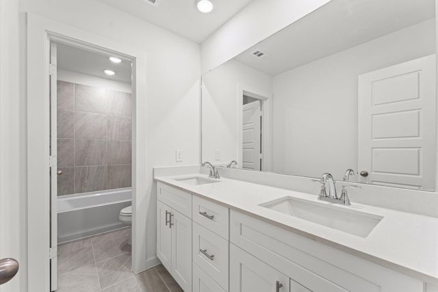 8331 Amethyst Valley Ln, Angleton, TX 77516