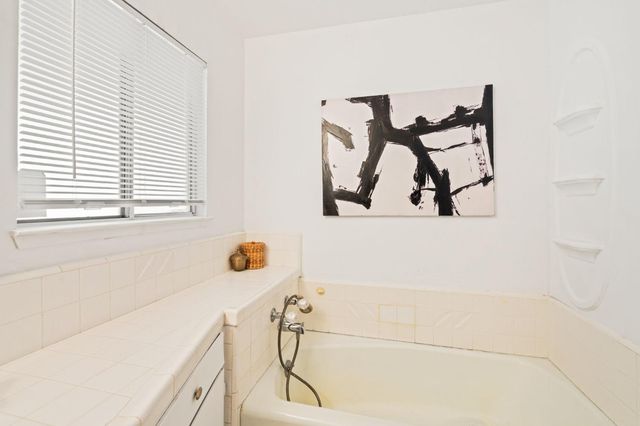 1609 Angelene Dr, Modesto, CA 95355