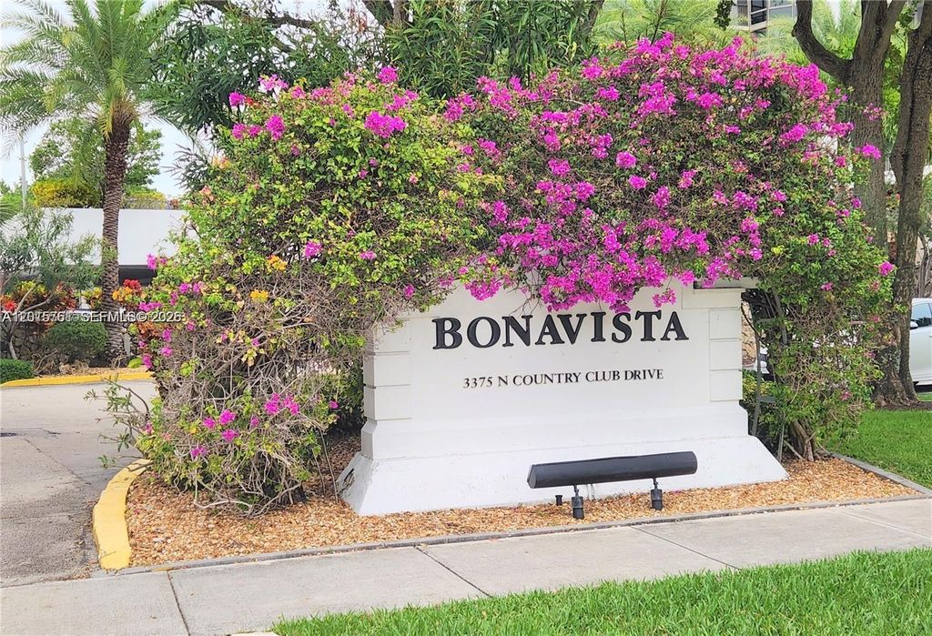 3375 N Country Club Dr 203, Aventura, FL 33180