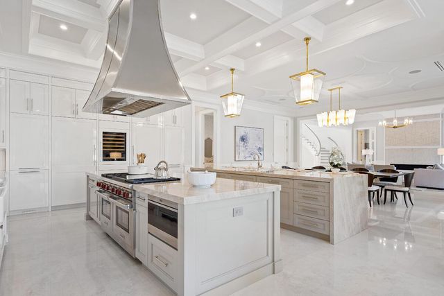 133 W Coconut Palm Road, Boca Raton, FL 33432