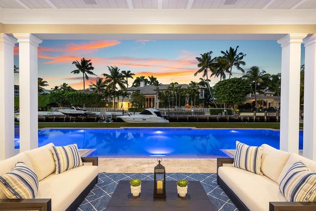 133 W Coconut Palm Road, Boca Raton, FL 33432