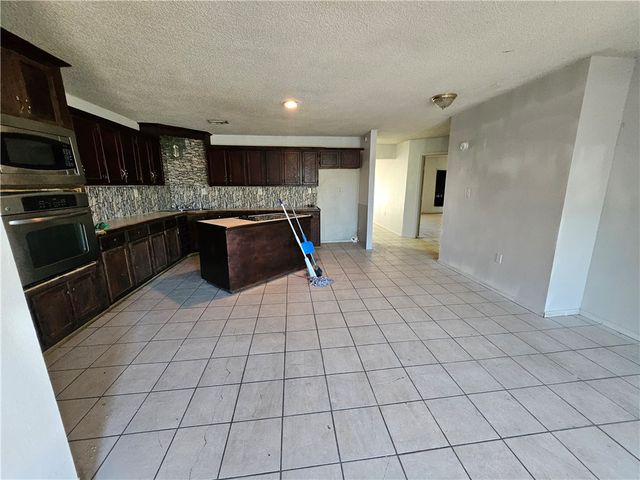 1309 Fm 625 B, Alice, TX 78332