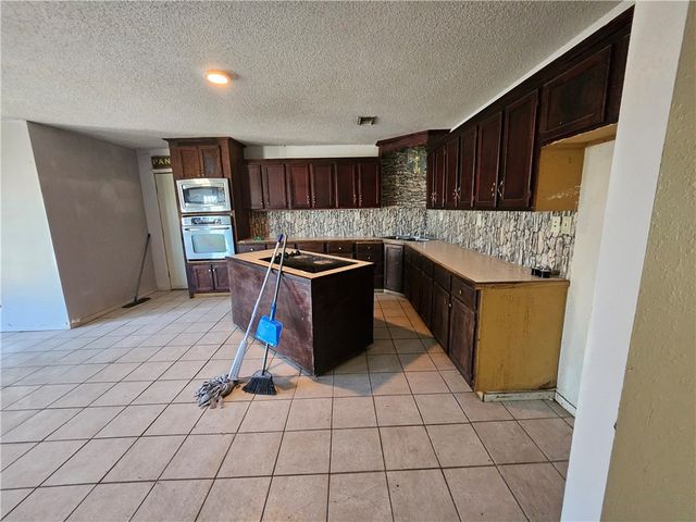 1309 Fm 625 B, Alice, TX 78332