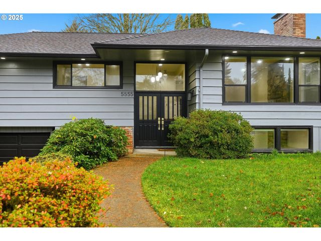 5555 Sw DOVER Ct, Portland, OR 97225