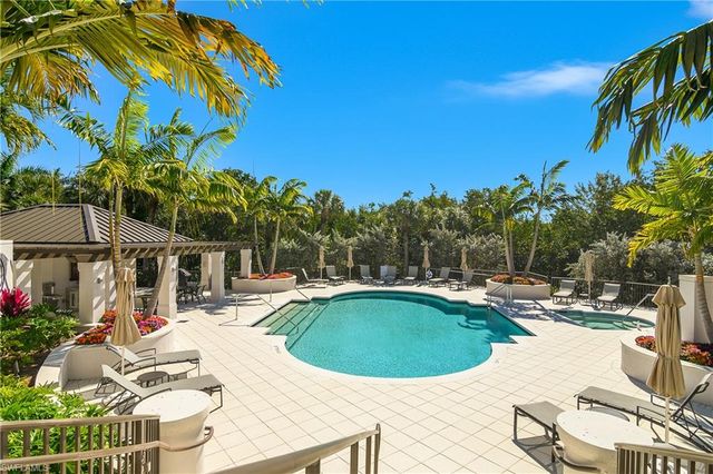 8990 Bay Colony DR # 401, Naples, FL 34108