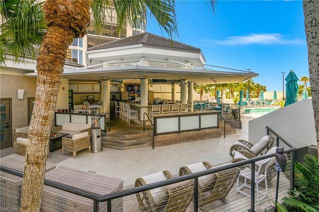 8990 Bay Colony DR # 401, Naples, FL 34108