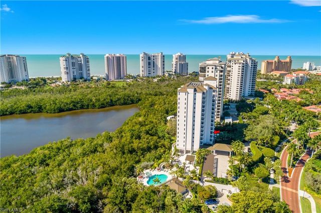 8990 Bay Colony DR # 401, Naples, FL 34108