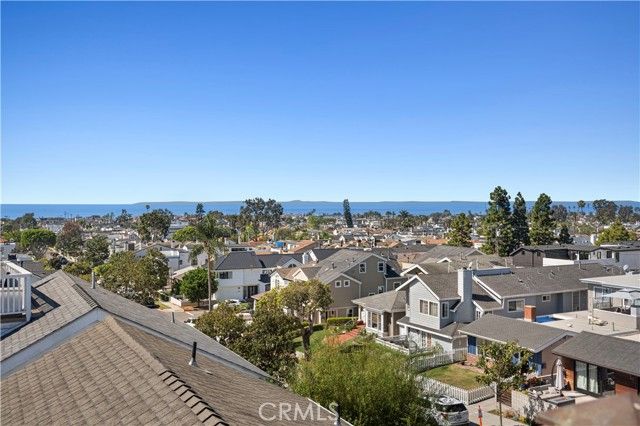 718 Poinsettia Avenue, Corona Del Mar (newport Beach), CA 92625