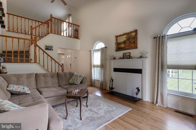 3901 POTTERS PL, Southampton, PA 18966