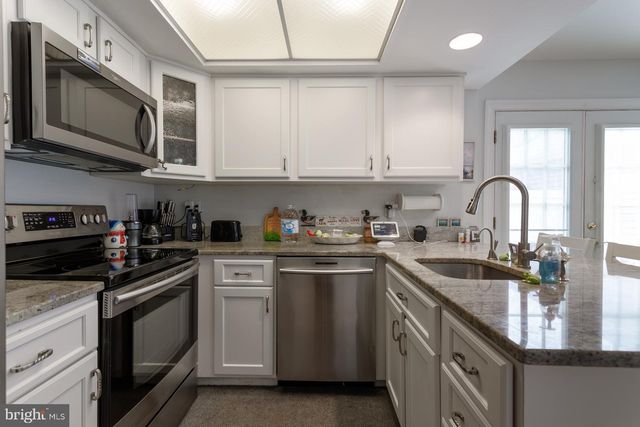 3901 POTTERS PL, Southampton, PA 18966