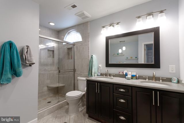 3901 POTTERS PL, Southampton, PA 18966