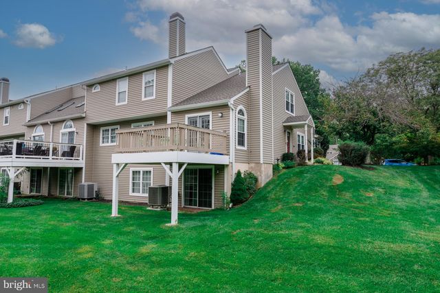 3901 POTTERS PL, Southampton, PA 18966