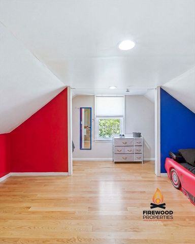 391 W Pond St, Bridgewater, MA 02324