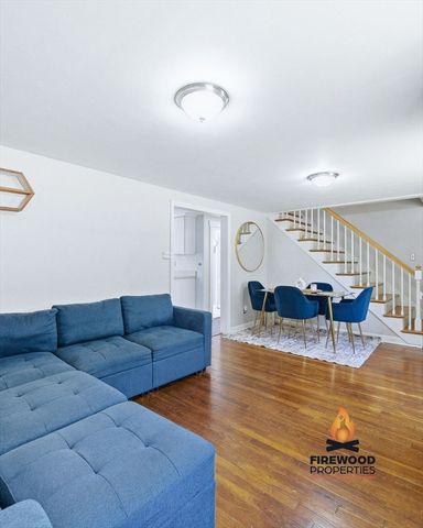 391 W Pond St, Bridgewater, MA 02324