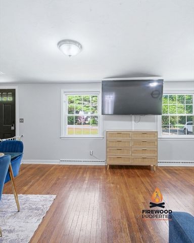 391 W Pond St, Bridgewater, MA 02324