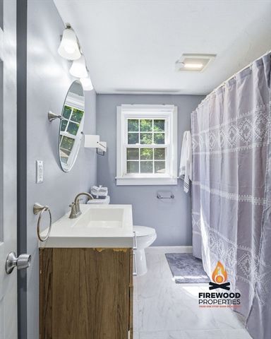 391 W Pond St, Bridgewater, MA 02324