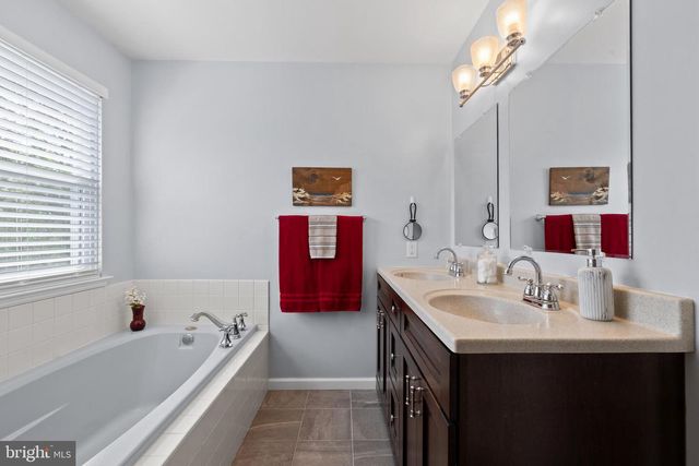 724 QUAIL CIR, Hatfield, PA 19440