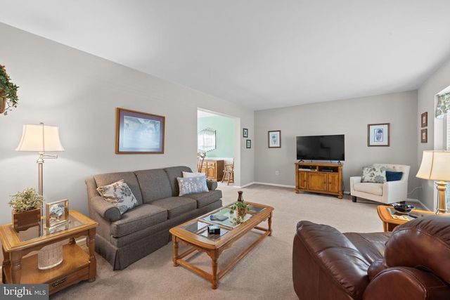 724 QUAIL CIR, Hatfield, PA 19440