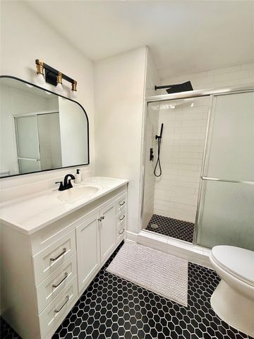 474 N Post Oak Lane, Houston, TX 77024