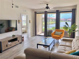 15126 Palmer Lake CIR 104, Naples, FL 34109