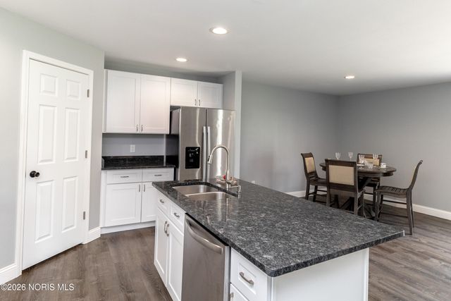 749 Parkside Drive, Wauseon, OH 43567