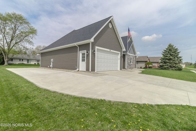 749 Parkside Drive, Wauseon, OH 43567