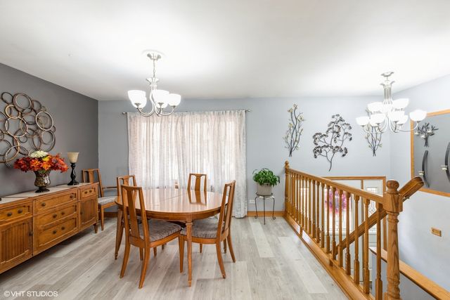 101 Cora Court, Thornton, IL 60476