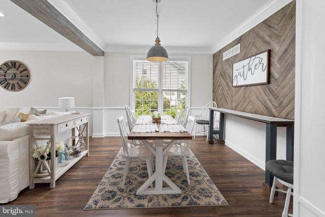 31 FENTON LN, Chesterfield, NJ 08515