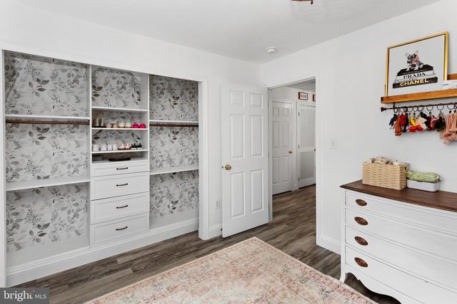 31 FENTON LN, Chesterfield, NJ 08515