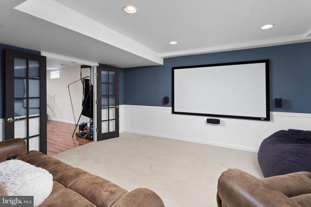 31 FENTON LN, Chesterfield, NJ 08515