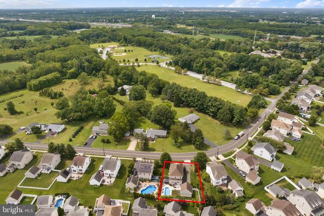 31 FENTON LN, Chesterfield, NJ 08515