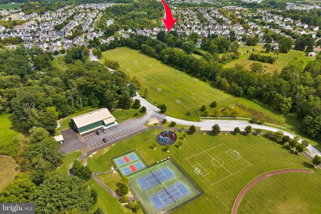 31 FENTON LN, Chesterfield, NJ 08515