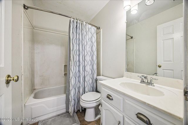 9002 Lakeside Cove, Olive Branch, MS 38654