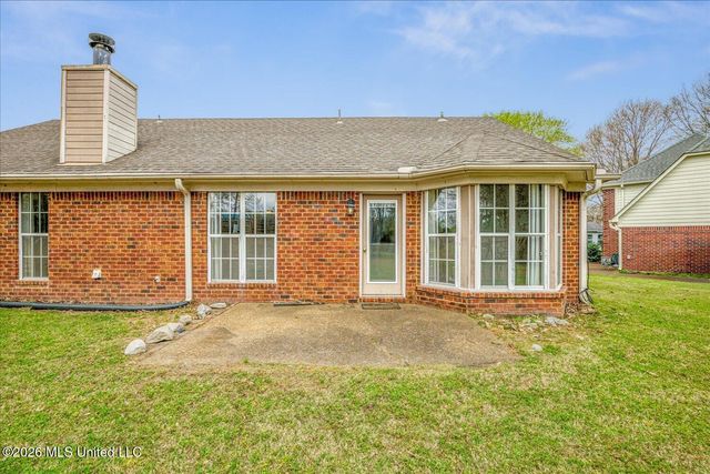 9002 Lakeside Cove, Olive Branch, MS 38654