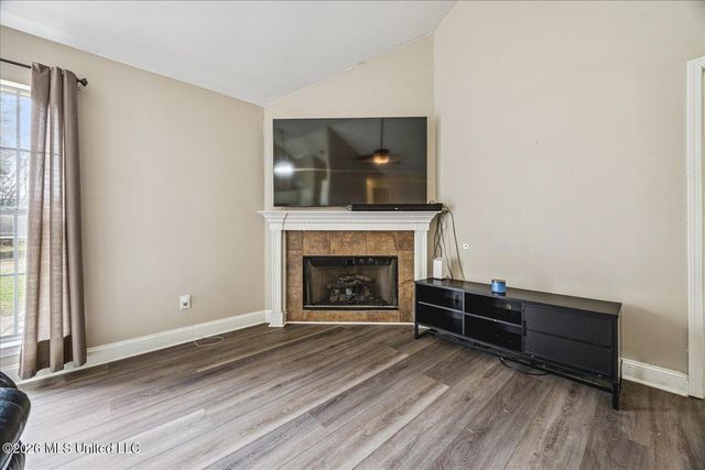 9002 Lakeside Cove, Olive Branch, MS 38654