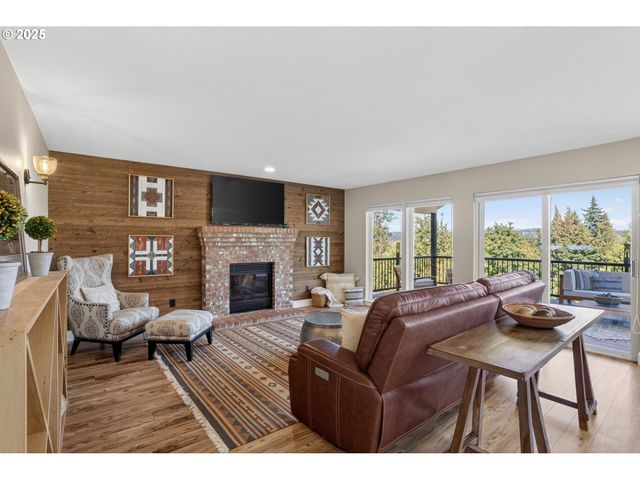 32102 Nw EAGLE CREST Dr, Ridgefield, WA 98642